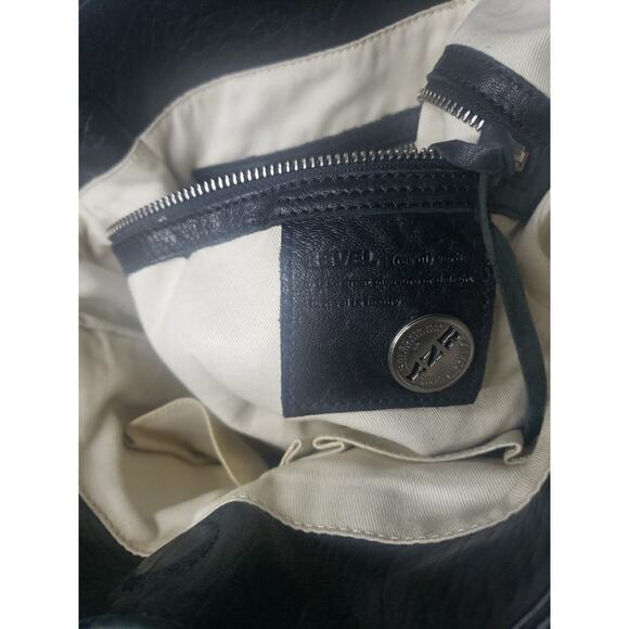 Revel Womens Purse Black Leather - Picture 6 of 7